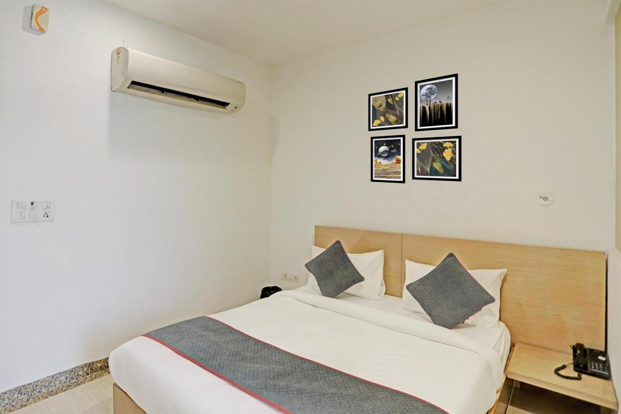 Townhouse Relax Suits A Boutique Hotel Vasundhara กาเซียบัด ภายนอก รูปภาพ