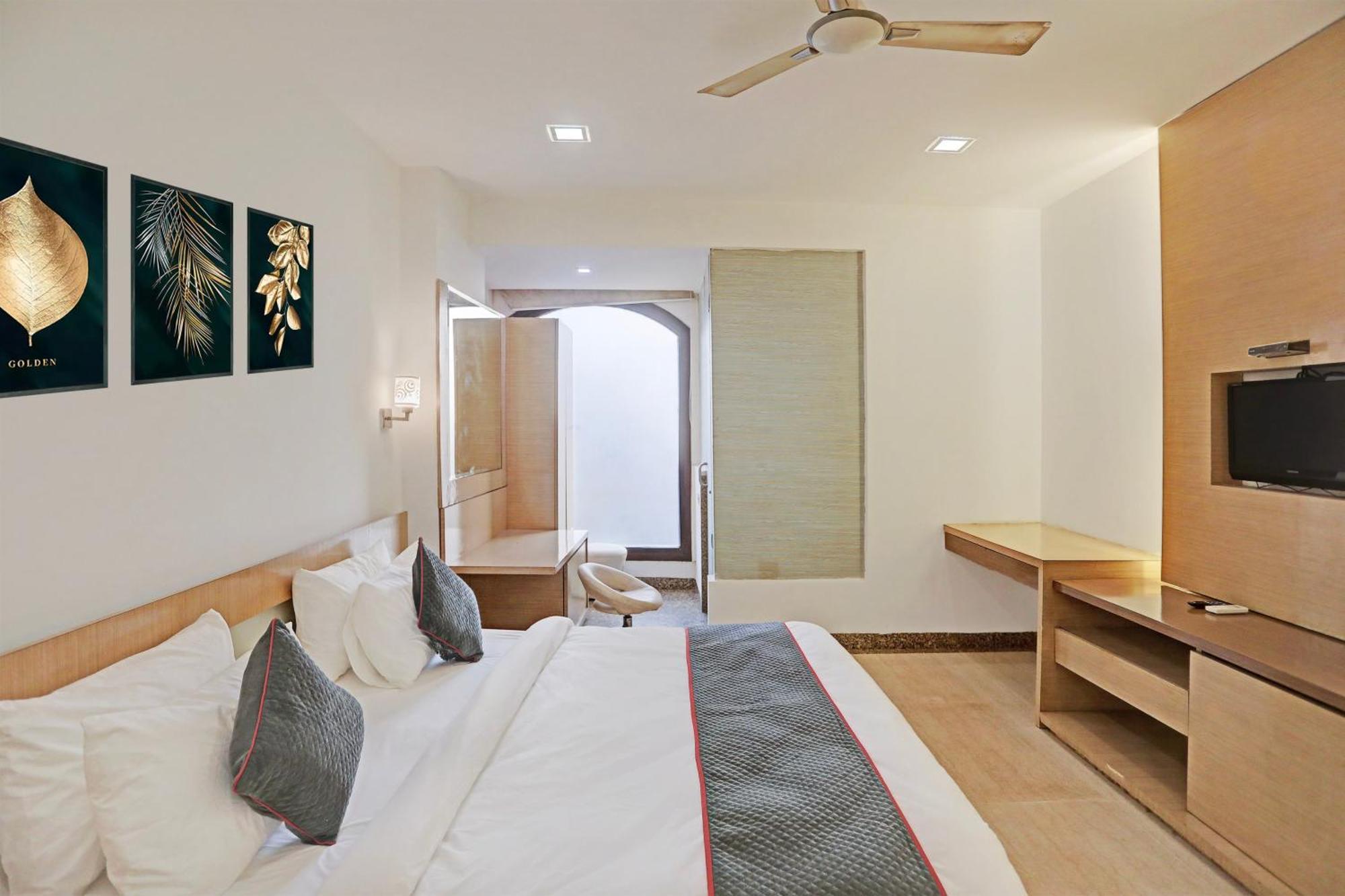 Townhouse Relax Suits A Boutique Hotel Vasundhara กาเซียบัด ภายนอก รูปภาพ
